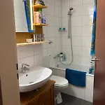 Mitten In Apartment Dusseldorf